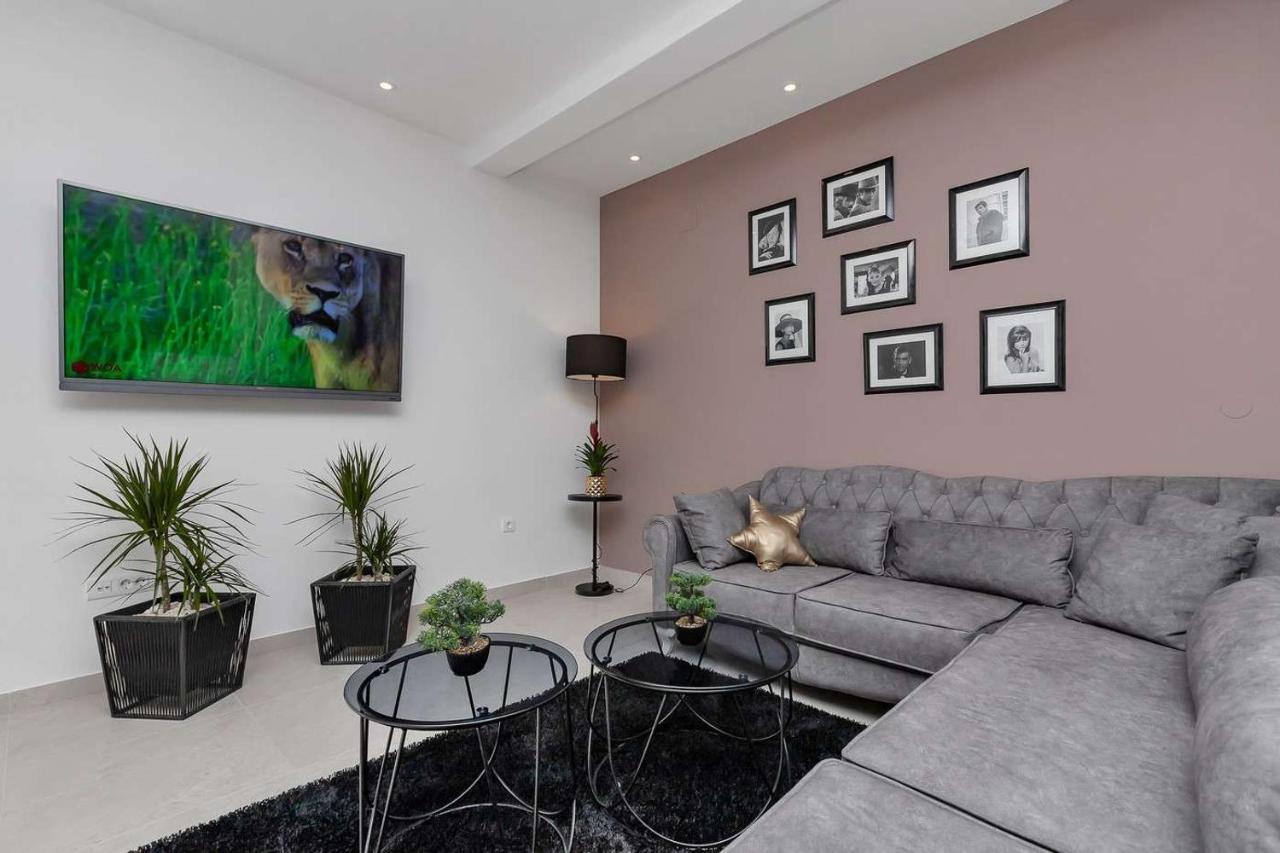 Luxurious Apartment Nino Макарська Екстер'єр фото