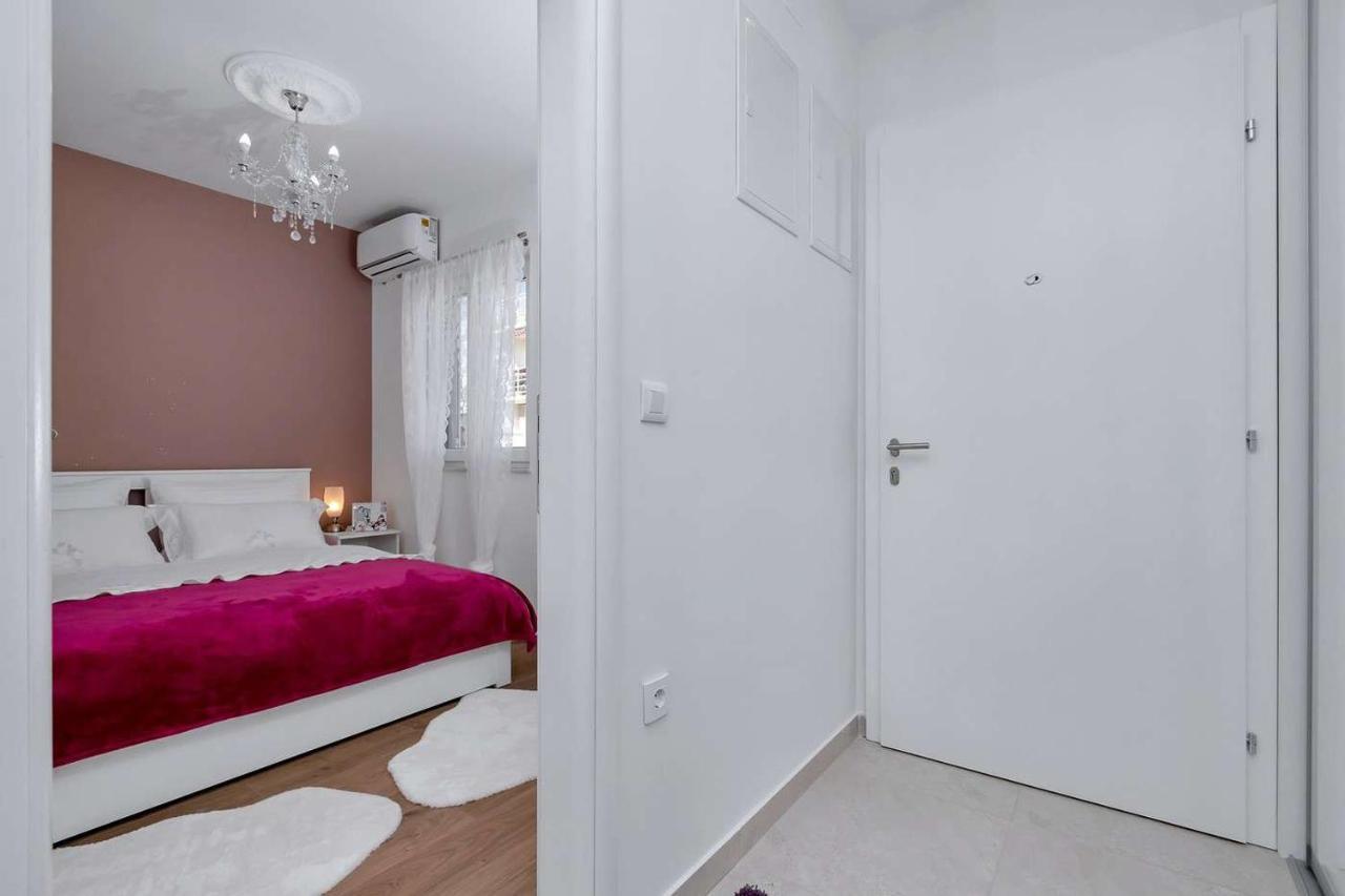 Luxurious Apartment Nino Макарська Екстер'єр фото
