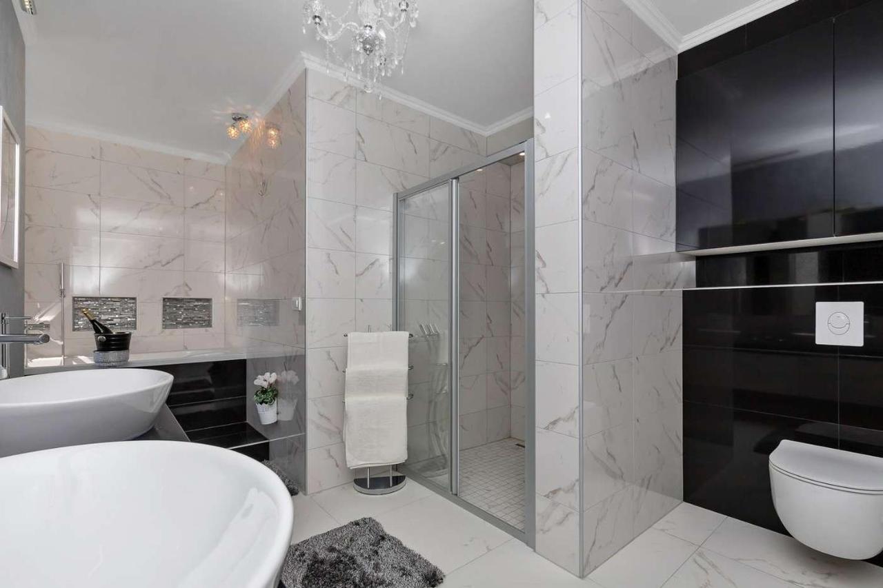 Luxurious Apartment Nino Макарська Екстер'єр фото