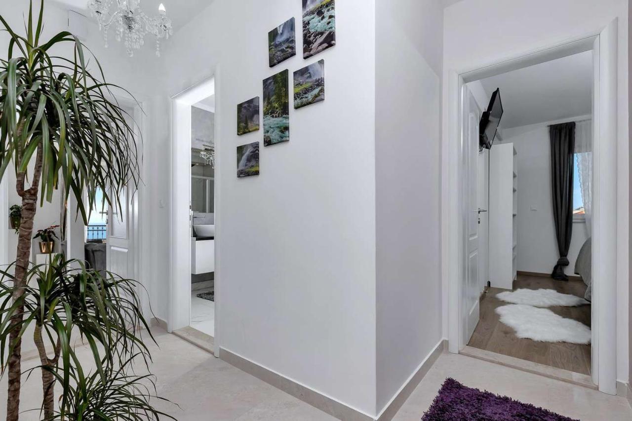 Luxurious Apartment Nino Макарська Екстер'єр фото